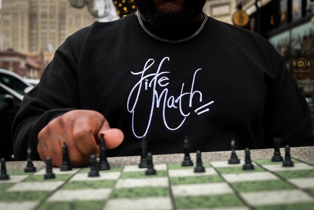 Wearing LifeMath at the chessboard